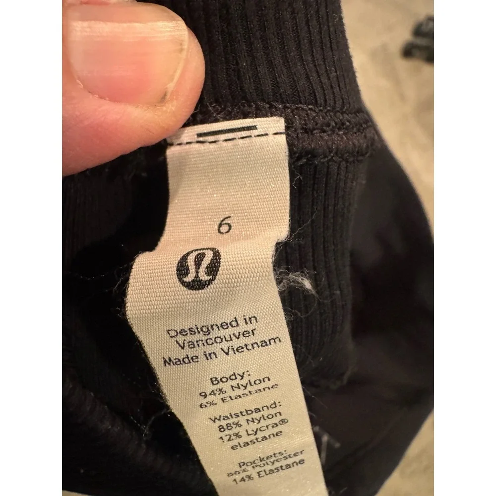 Lululemon Dance Studio Jogger Black Size 6 (B1)